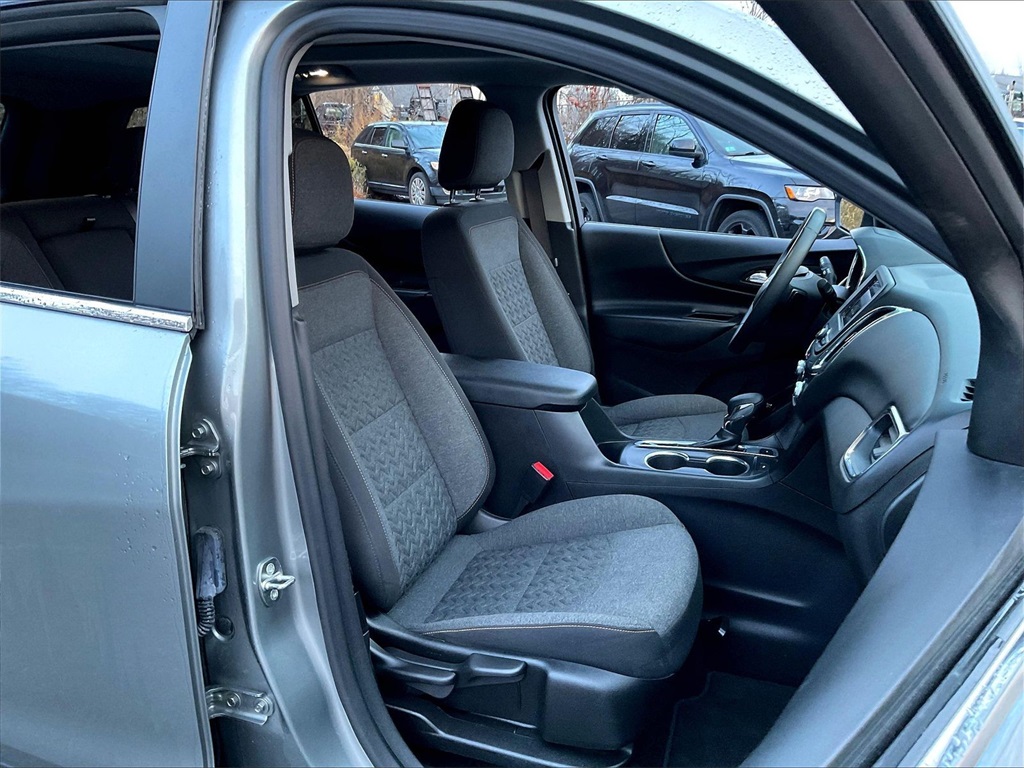 2023 Chevrolet Equinox LT - Photo 11