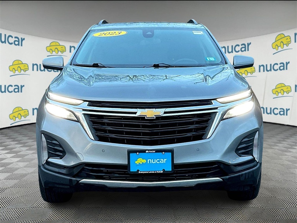2023 Chevrolet Equinox LT - Photo 2