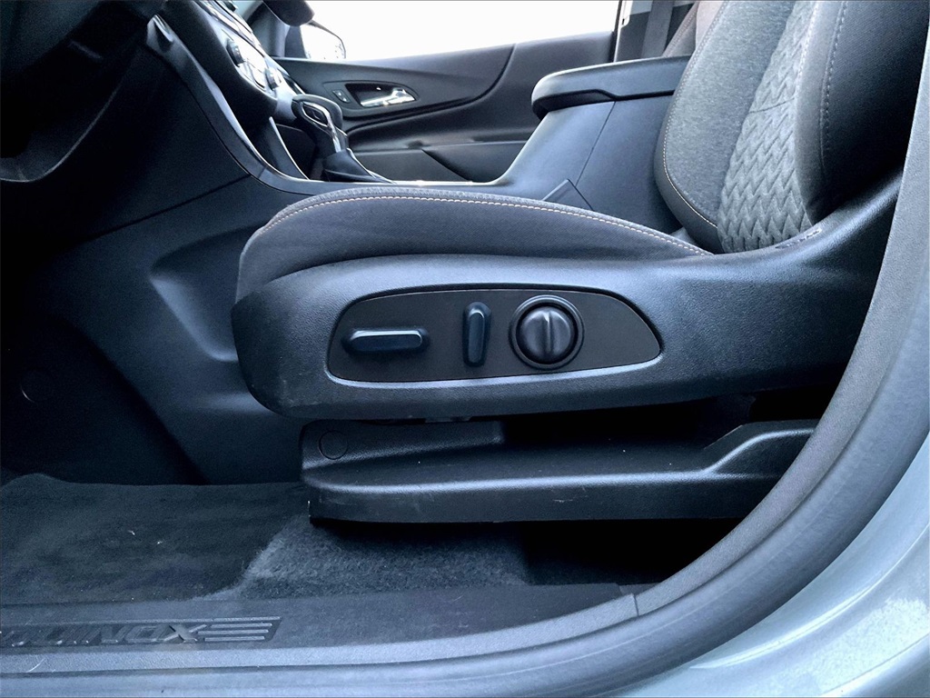 2023 Chevrolet Equinox LT - Photo 26