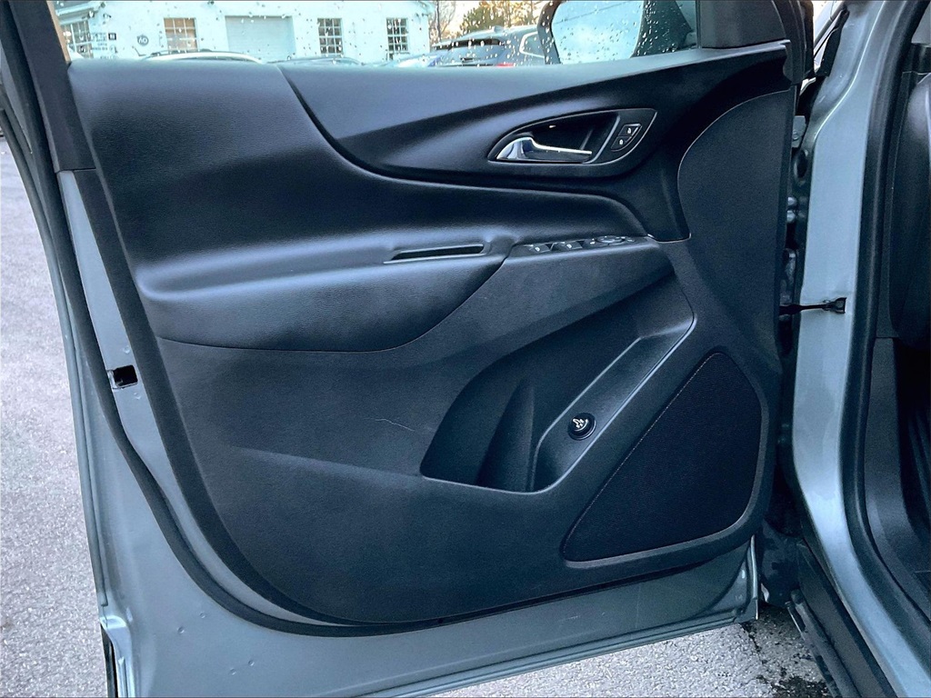 2023 Chevrolet Equinox LT - Photo 9