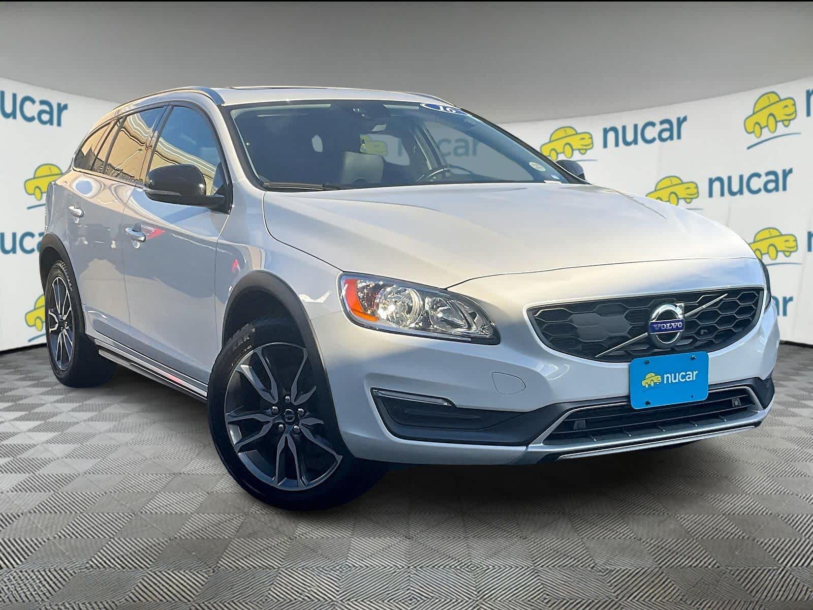 2016 Volvo V60 Cross Country T5
