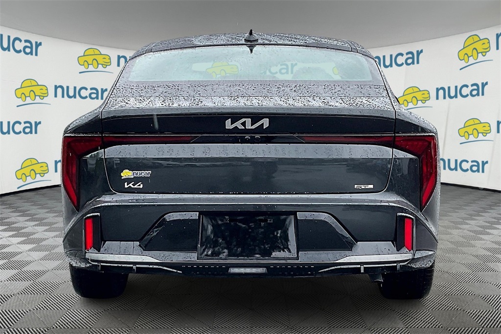 2025 Kia K4 GT-Line - Photo 6