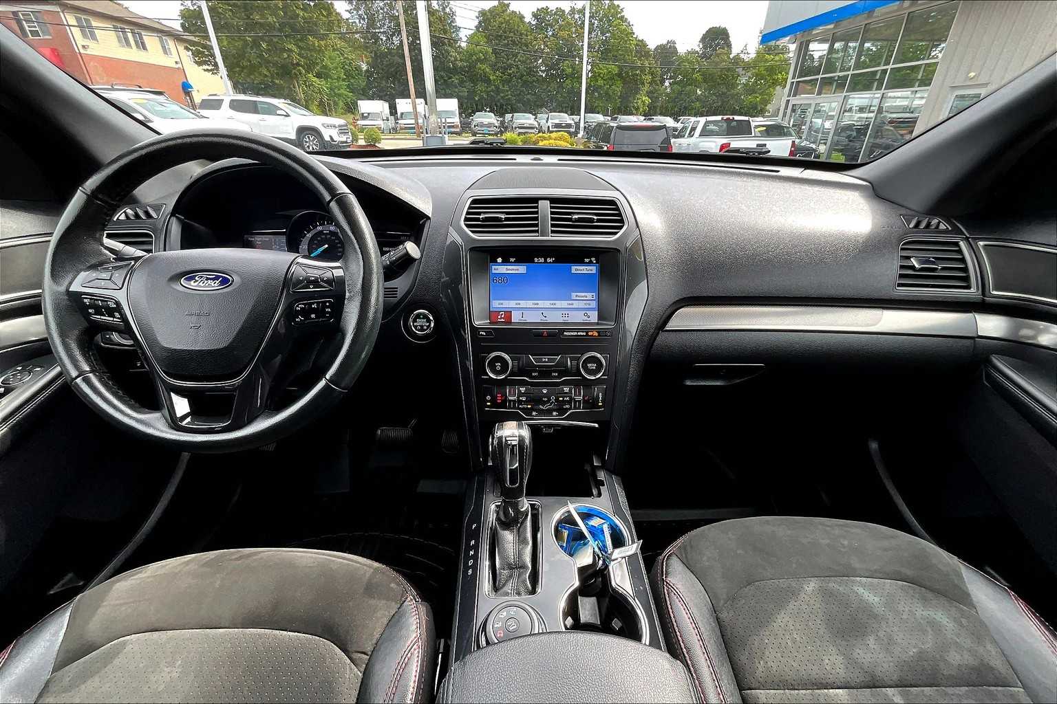2018 Ford Explorer XLT - Photo 22