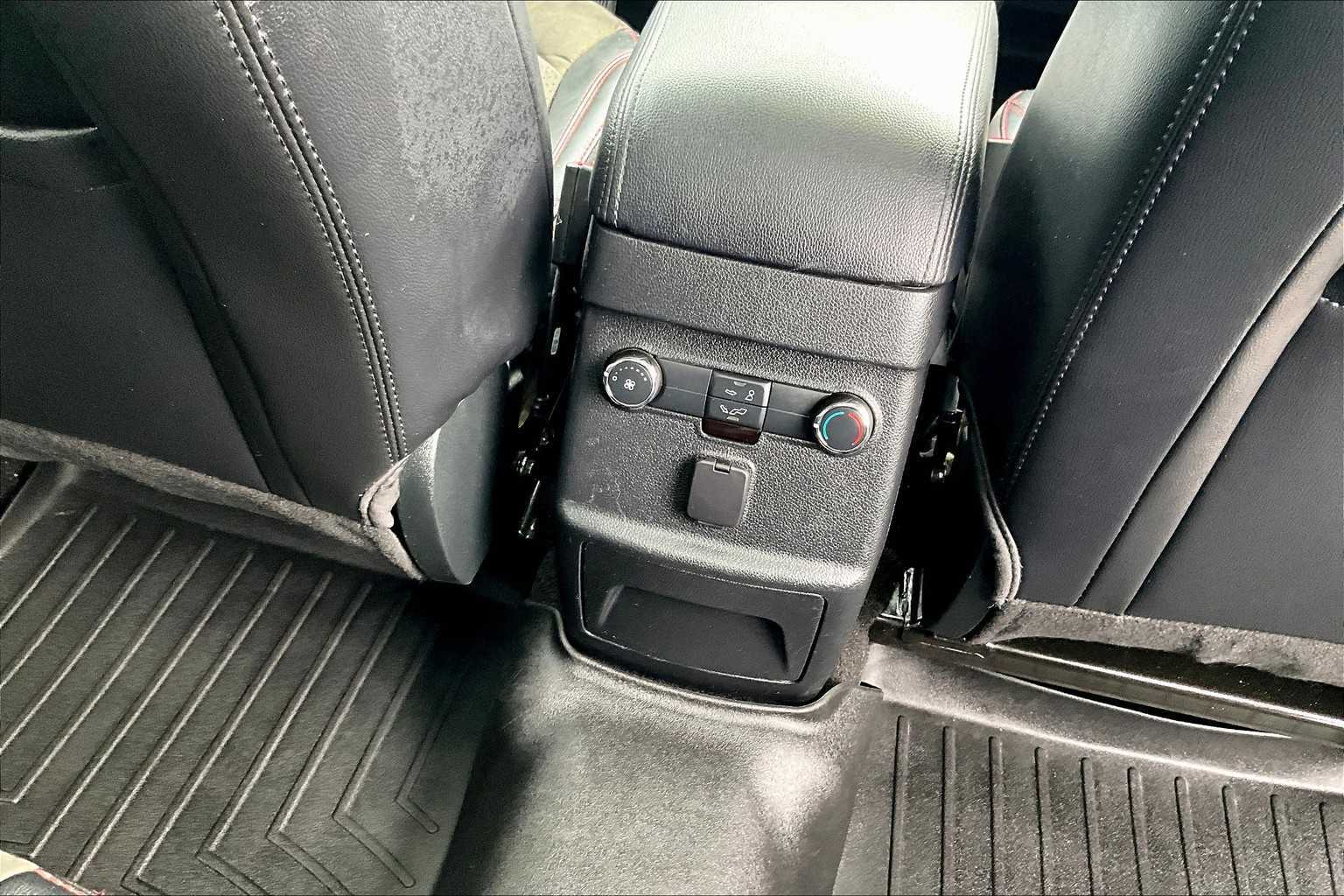 2018 Ford Explorer XLT - Photo 28