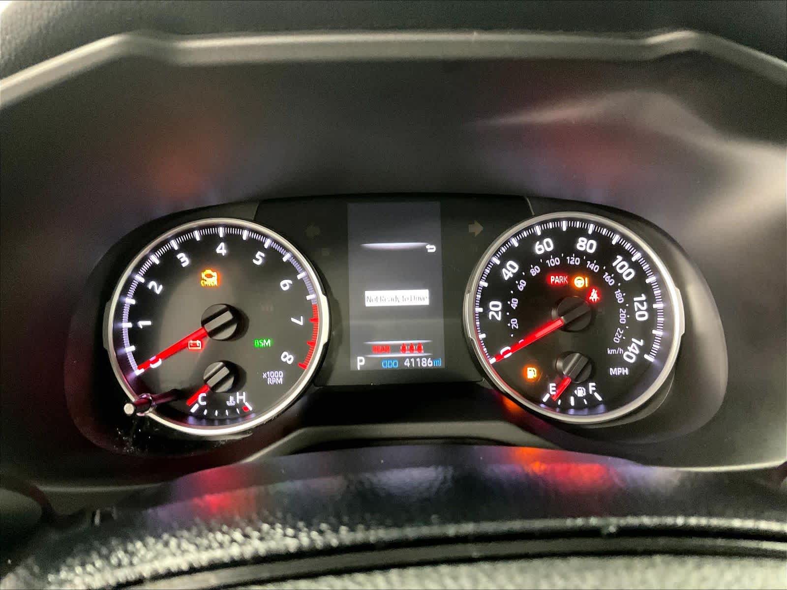 2019 Toyota RAV4 LE - Photo 24