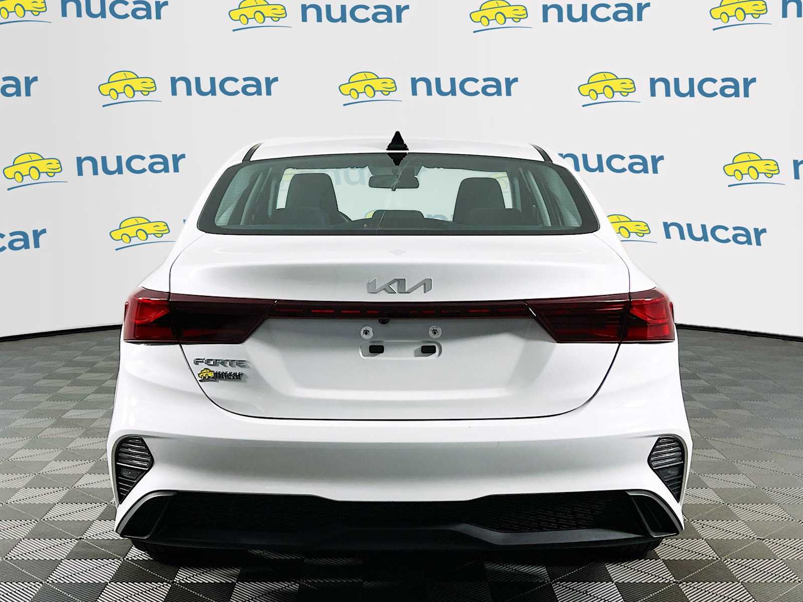 2024 Kia Forte LXS - Photo 6