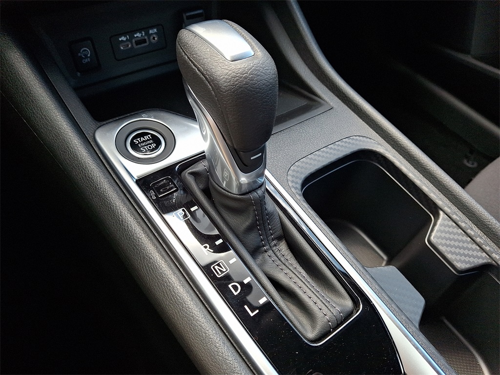 2025 Nissan Sentra SV - Photo 10