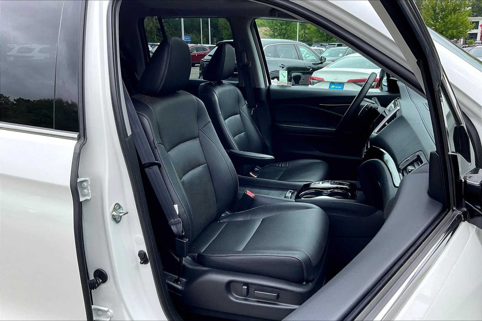 2020 Honda Ridgeline RTL-E - Photo 11