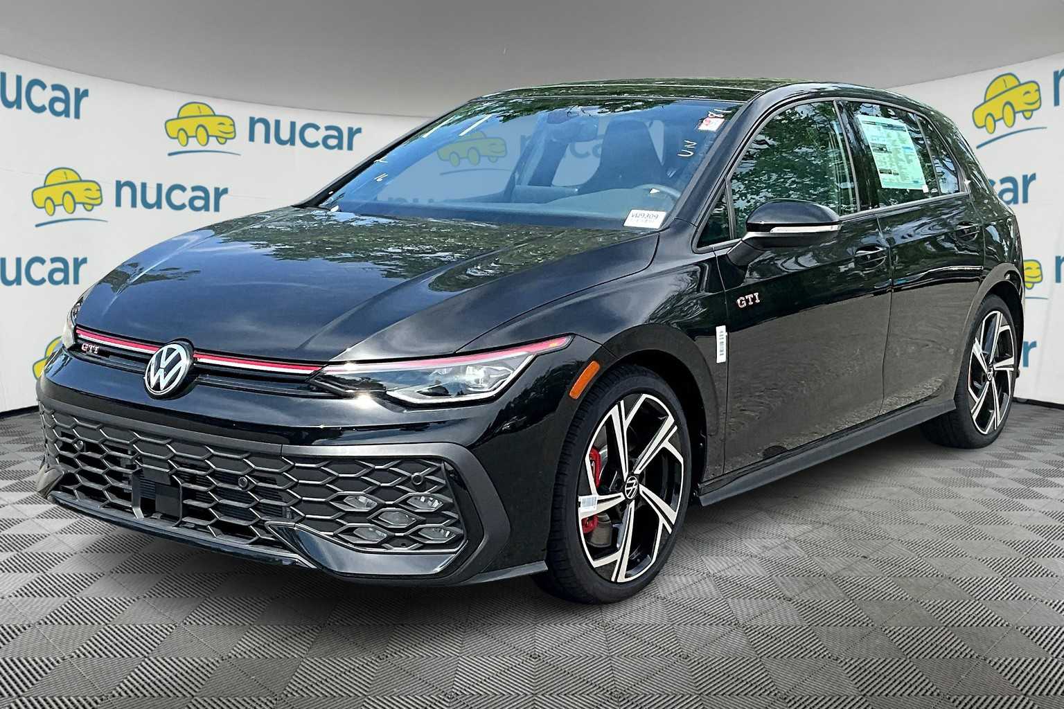 2025 Volkswagen Golf GTI SE - Photo 4