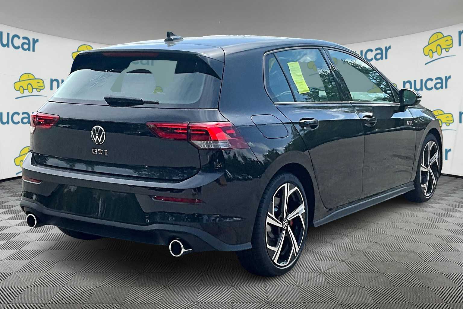 2025 Volkswagen Golf GTI SE - Photo 7