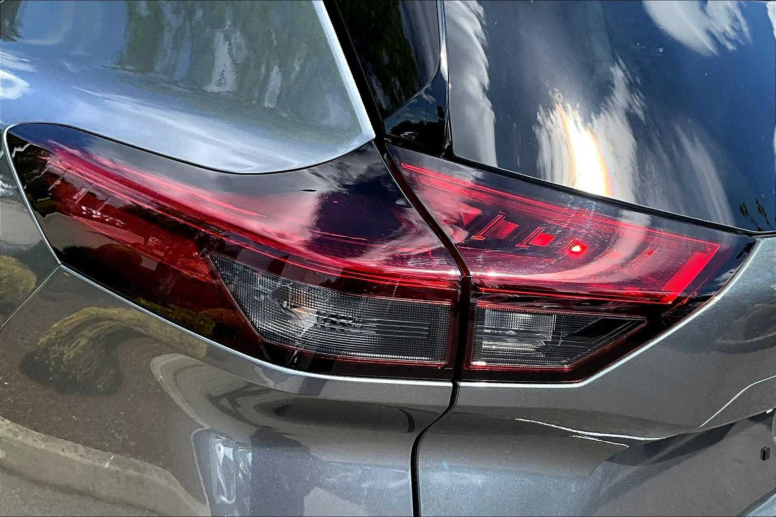 2023 Nissan Rogue SL - Photo 32