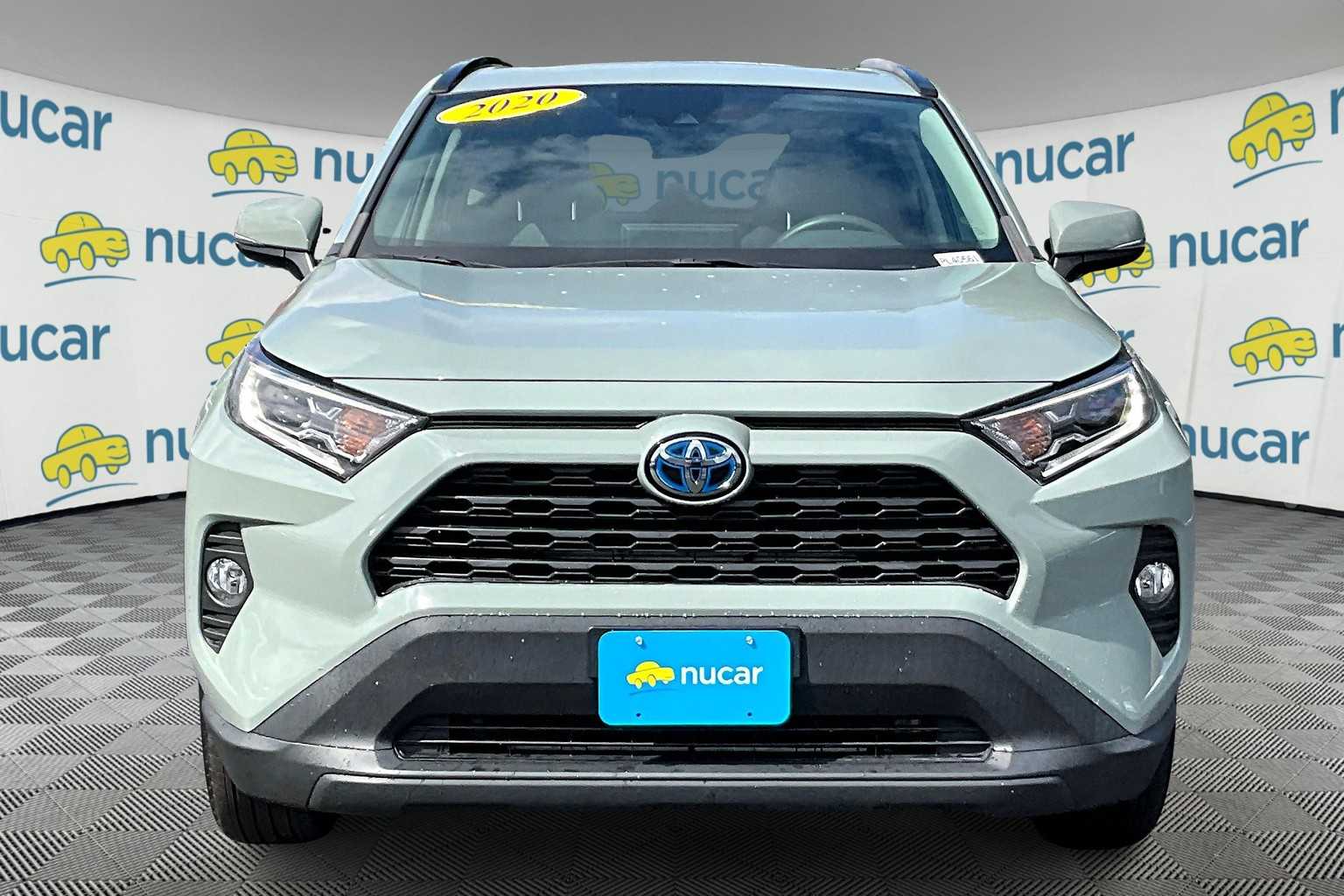 2020 Toyota RAV4 Hybrid XLE - Photo 2