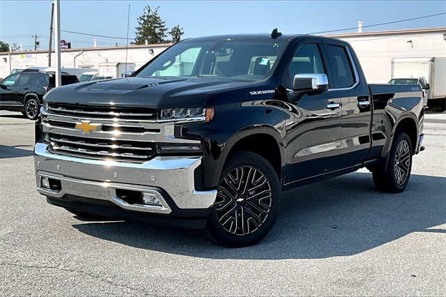 2020 Chevrolet Silverado 1500 LTZ - Photo 2