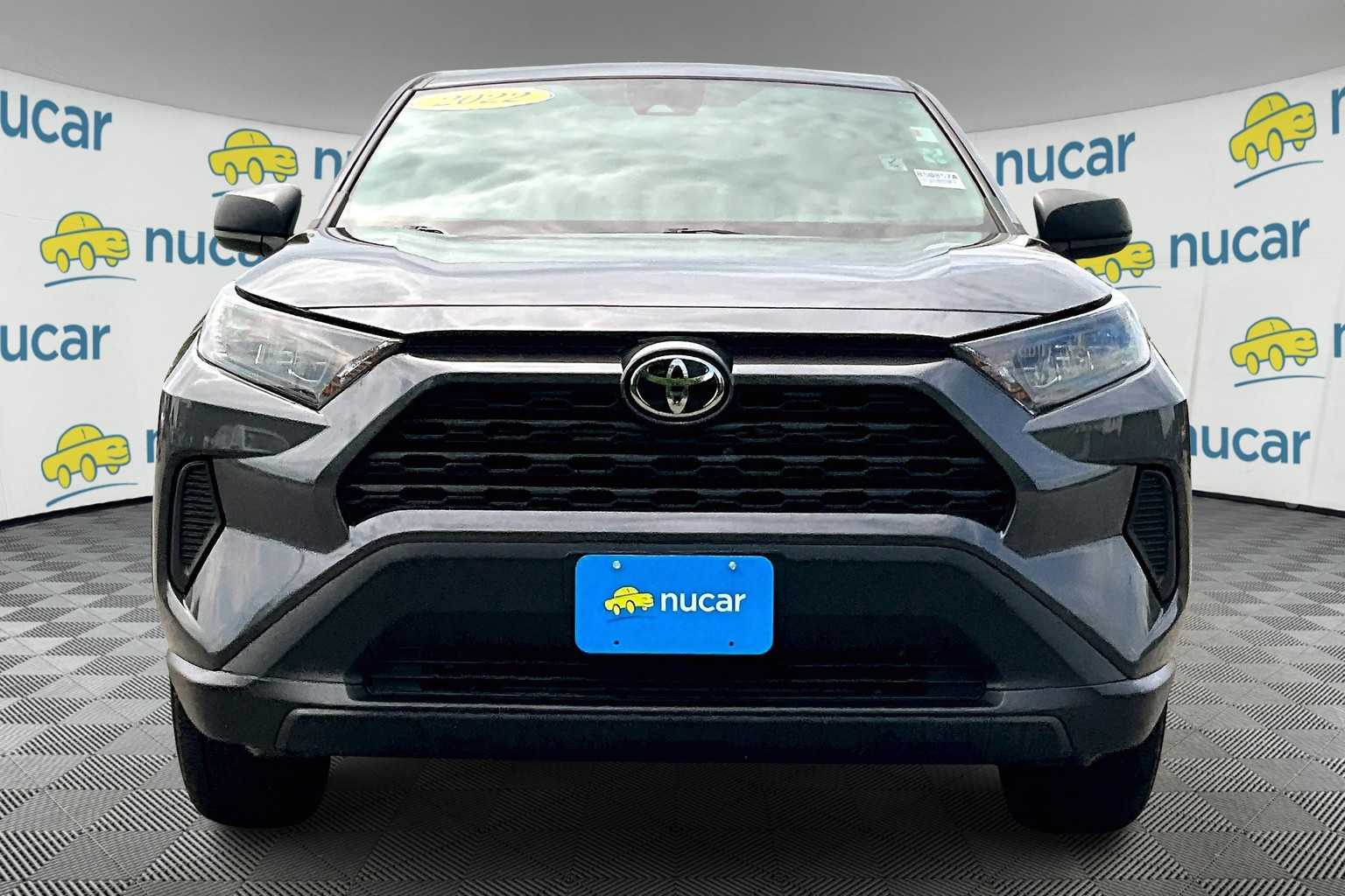 2022 Toyota RAV4 LE - Photo 2