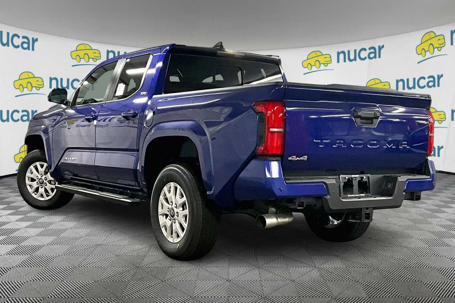 2025 Toyota Tacoma SR5 - Photo 5