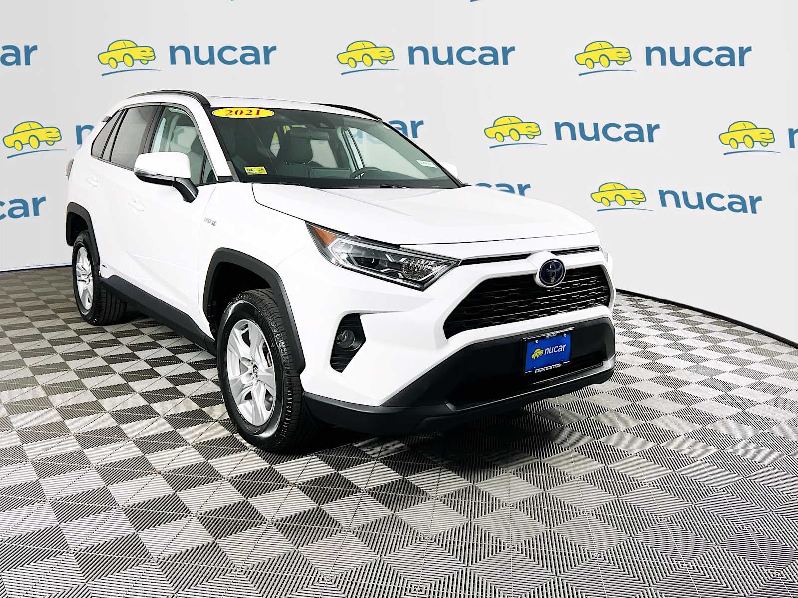 2021 Toyota RAV4 Hybrid XLE
