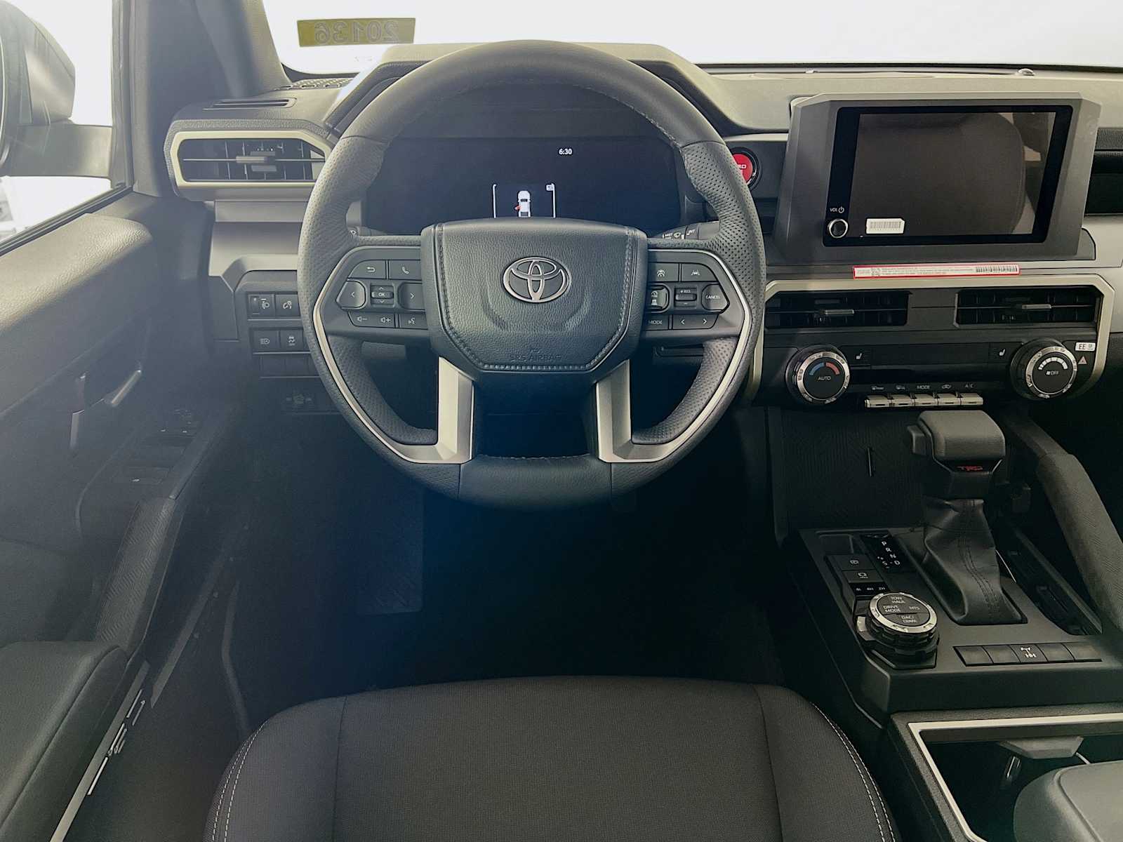 2025 Toyota Tacoma TRD Off Road - Photo 14