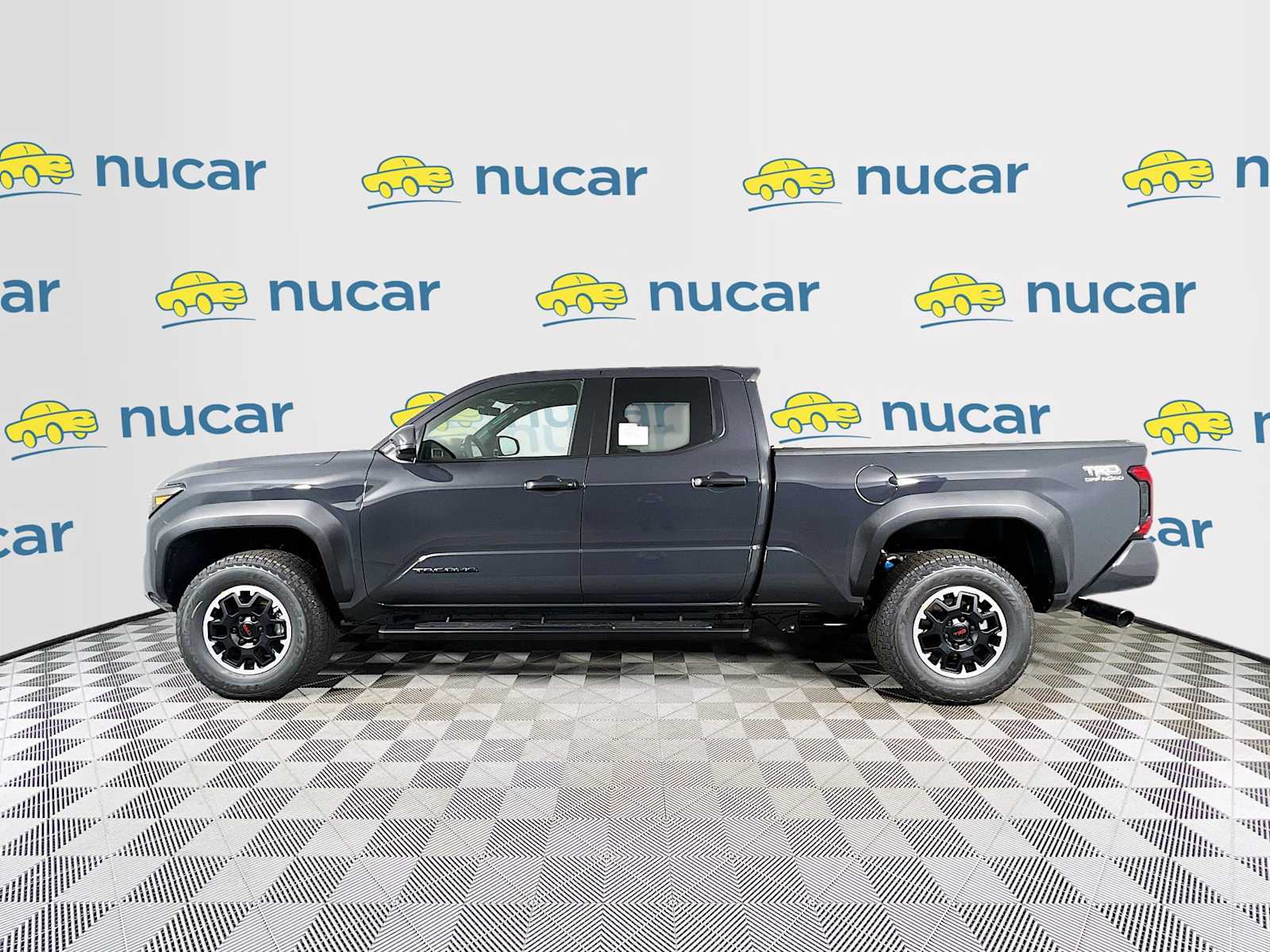 2025 Toyota Tacoma TRD Off Road - Photo 3