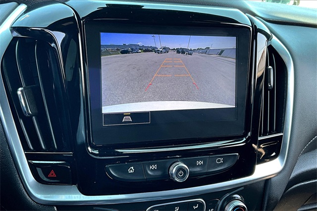 2022 Chevrolet Traverse LT - Photo 26