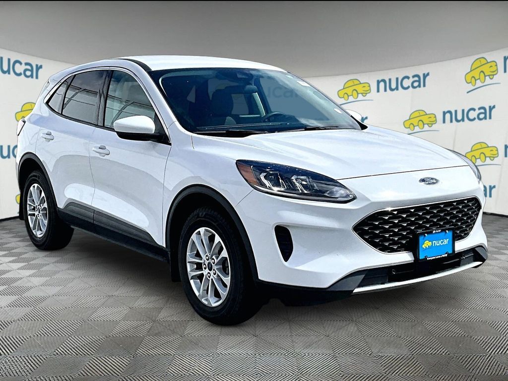 2021 Ford Escape SE