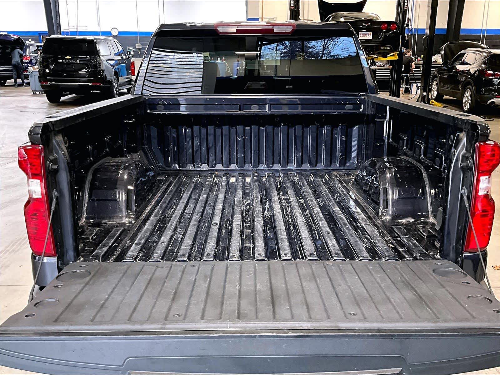 2023 Chevrolet Silverado 1500 Custom - Photo 32