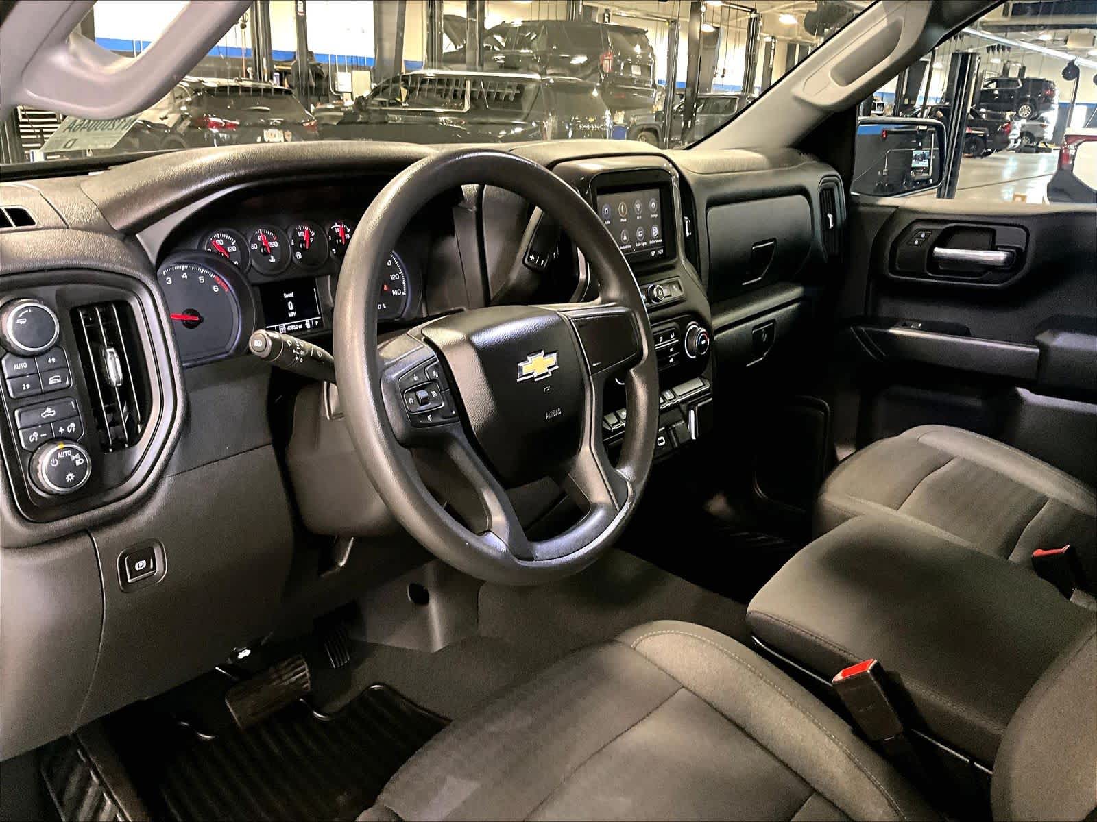 2023 Chevrolet Silverado 1500 Custom - Photo 8