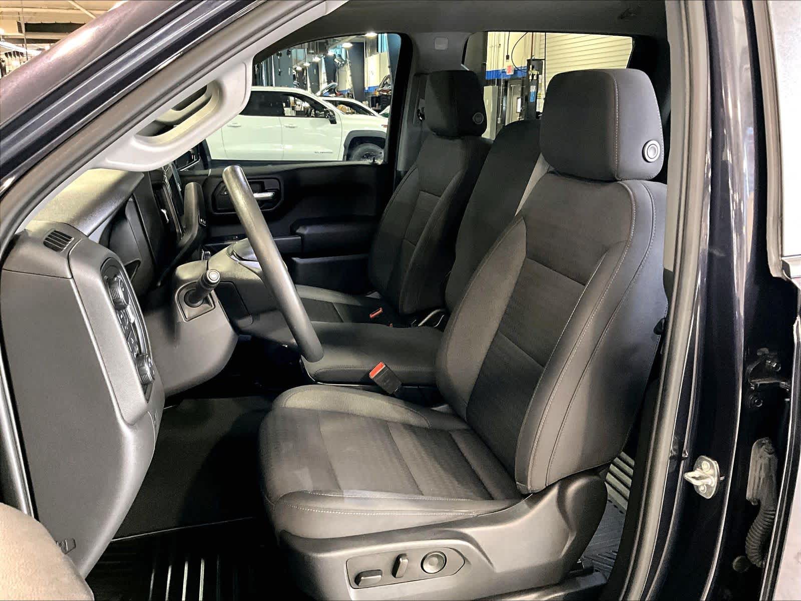 2023 Chevrolet Silverado 1500 Custom - Photo 10