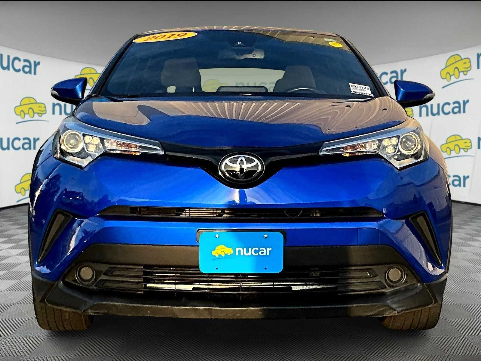 2019 Toyota C-HR XLE - Photo 2