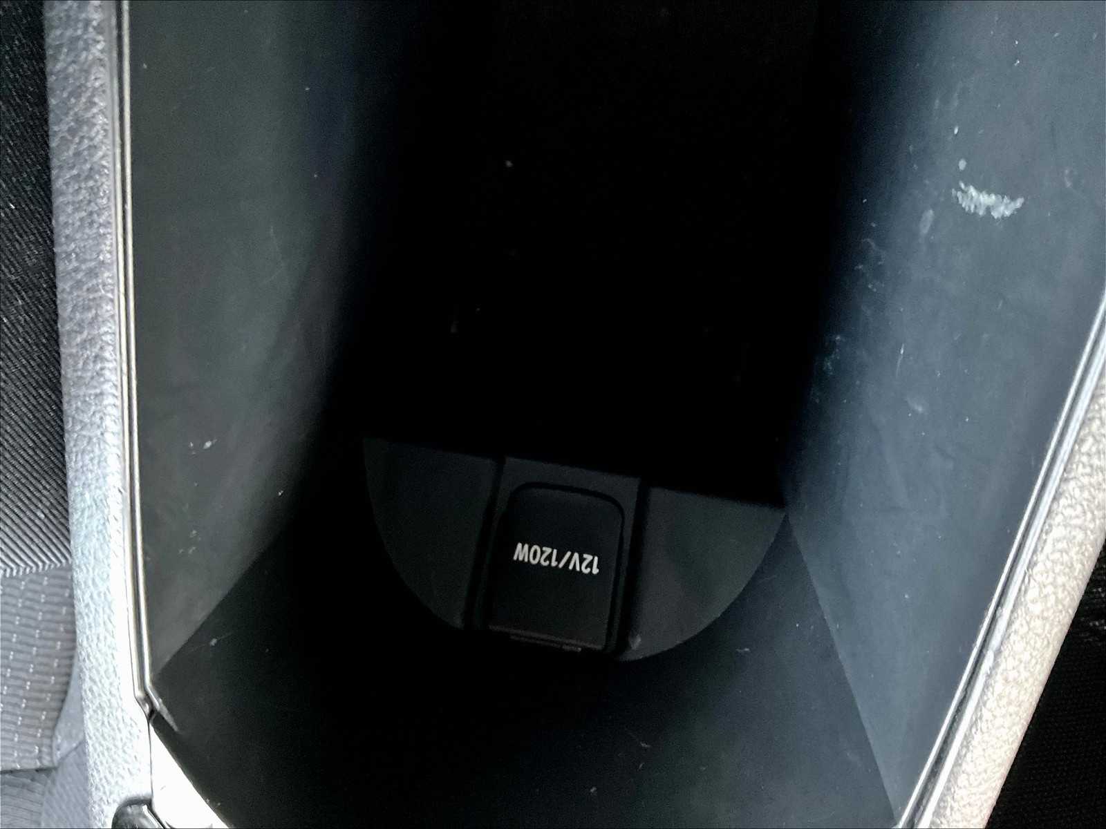 2019 Toyota C-HR XLE - Photo 26