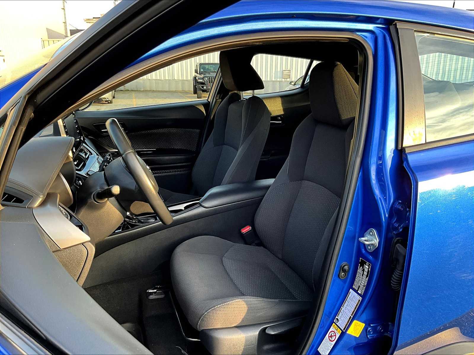 2019 Toyota C-HR XLE - Photo 10