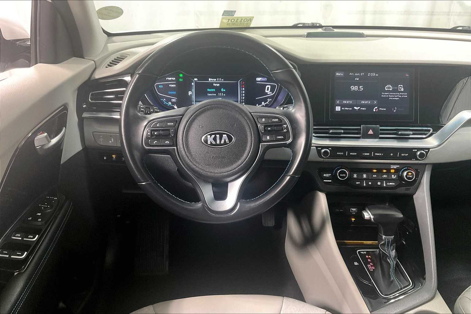 2021 Kia Niro Plug-In Hybrid EX - Photo 18