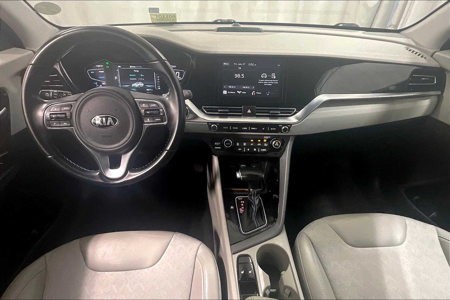 2021 Kia Niro Plug-In Hybrid EX - Photo 22