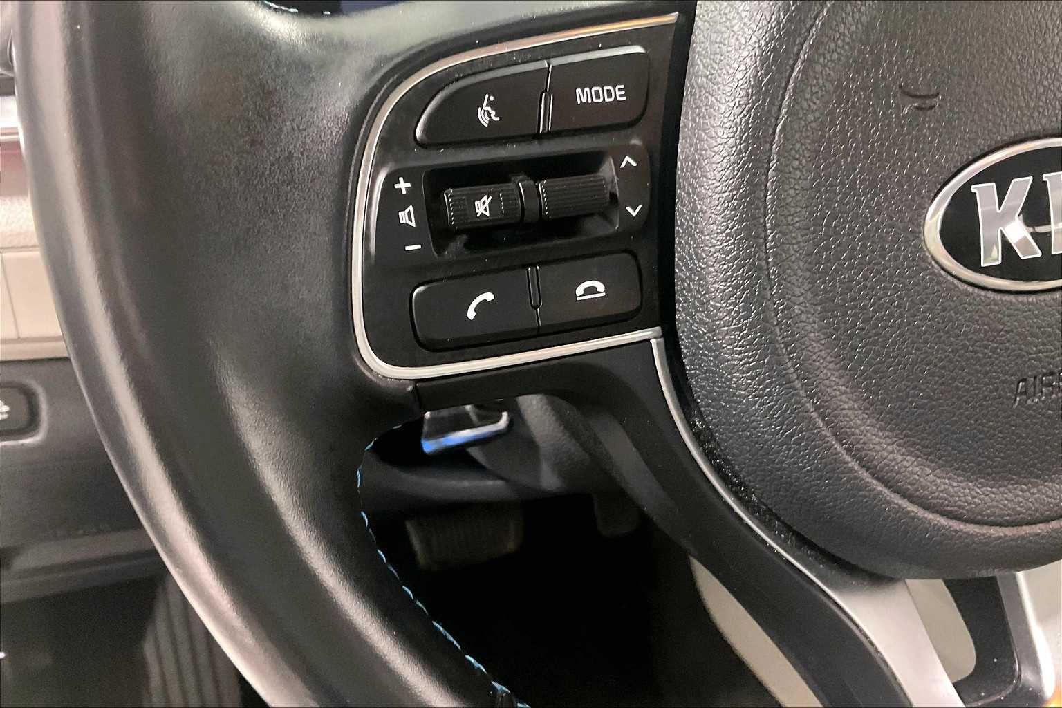 2021 Kia Niro Plug-In Hybrid EX - Photo 23