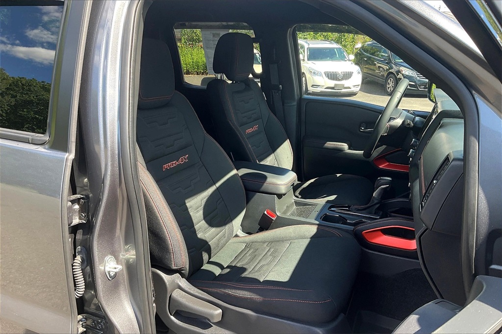 2024 Nissan Frontier PRO-4X - Photo 11