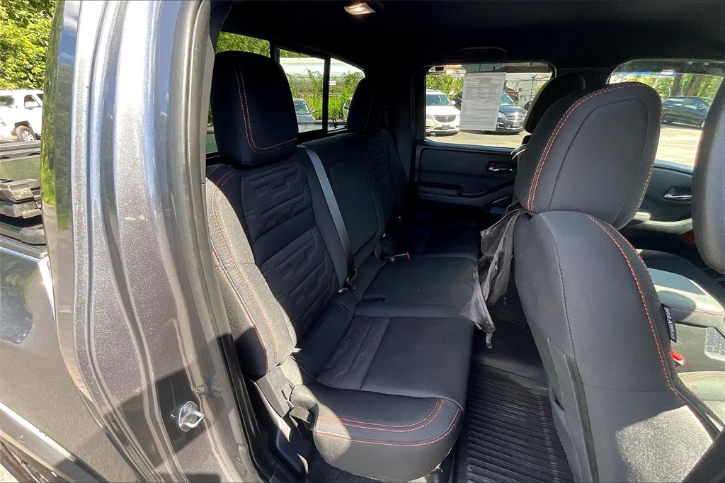 2024 Nissan Frontier PRO-4X - Photo 18
