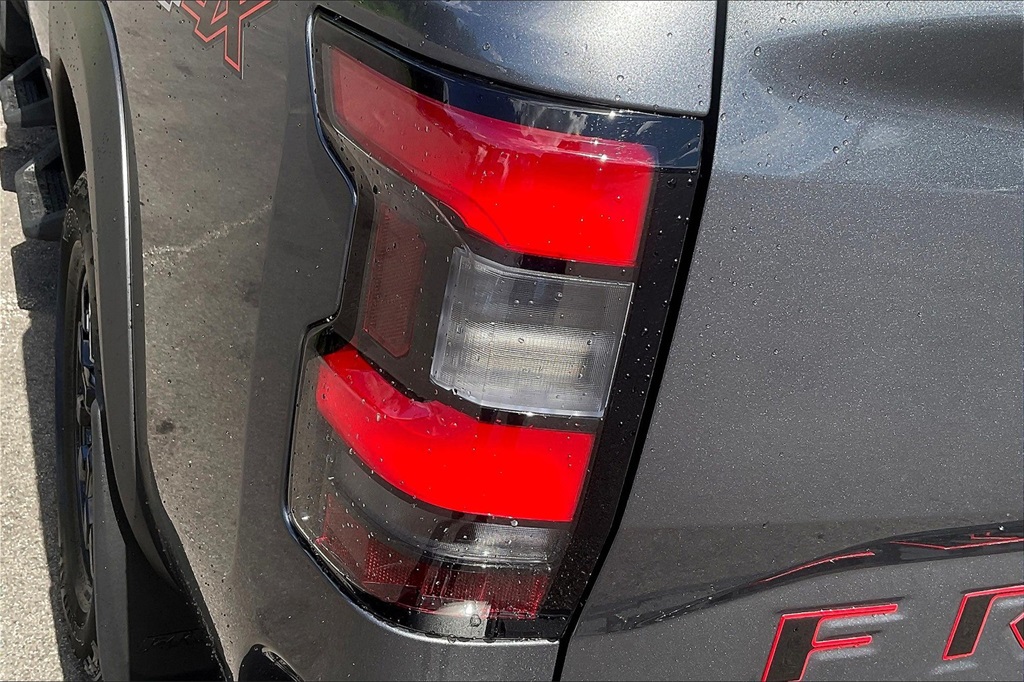 2024 Nissan Frontier PRO-4X - Photo 31