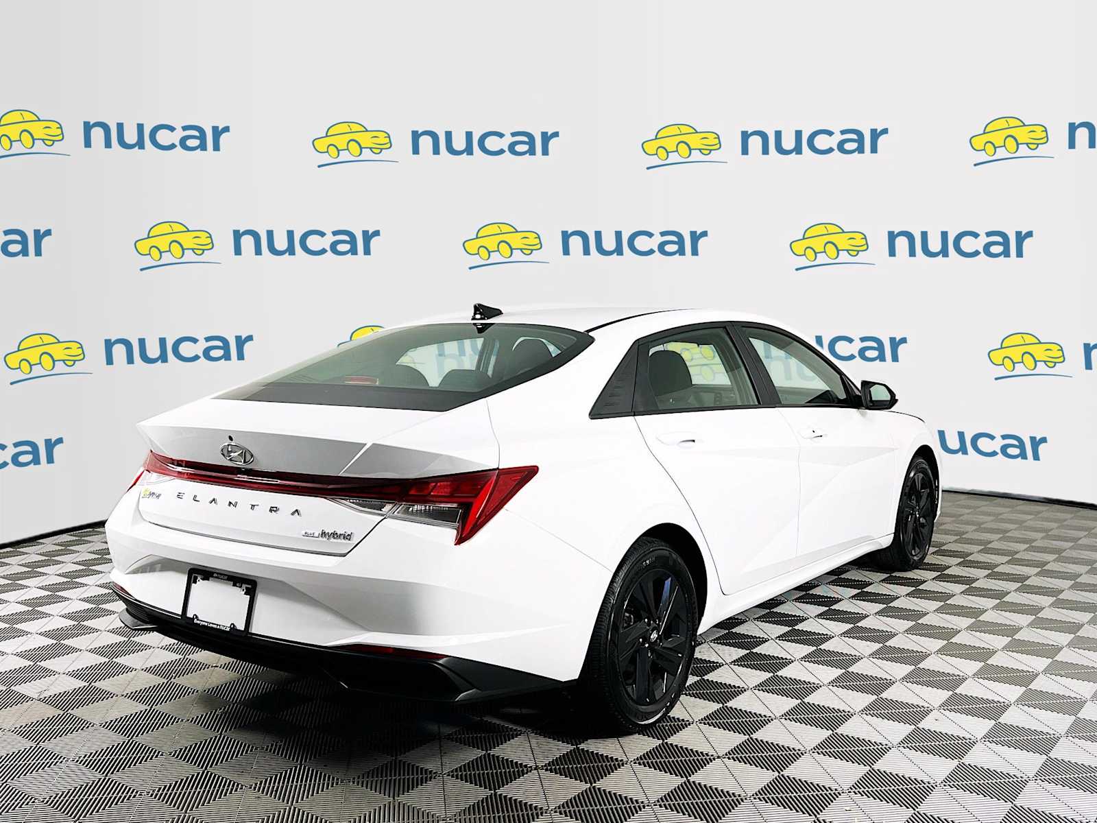 2023 Hyundai Elantra Hybrid Blue - Photo 7