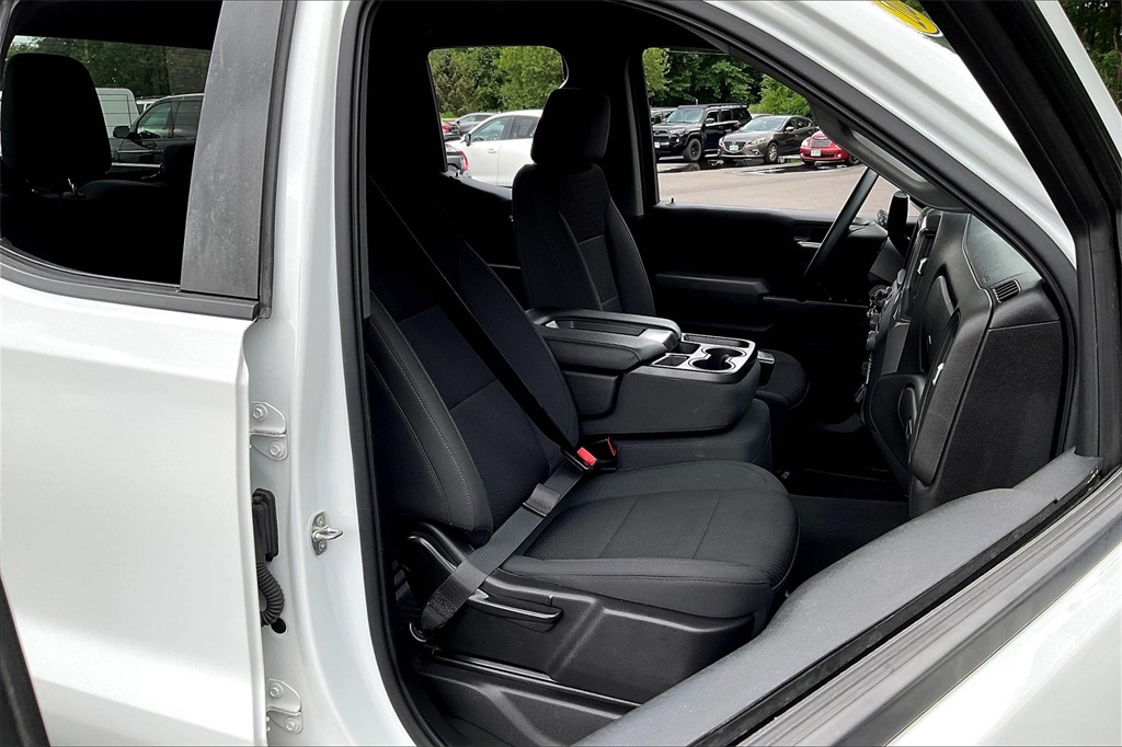 2022 Chevrolet Silverado 1500 LTD Custom - Photo 11