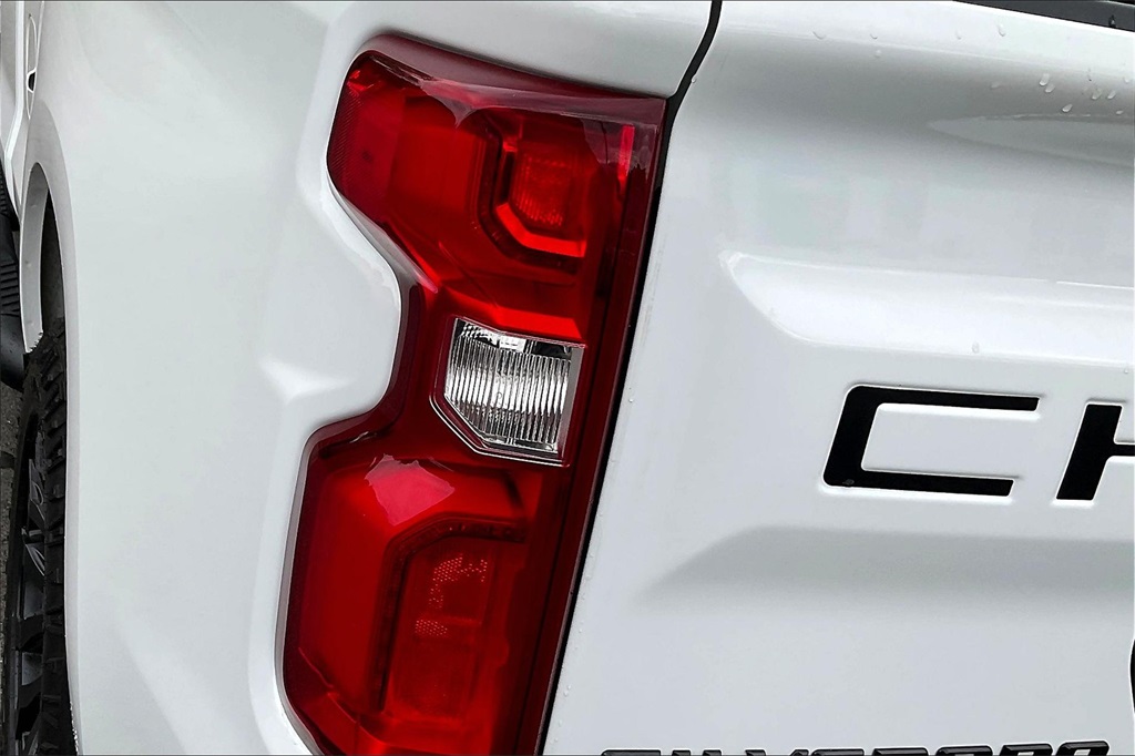 2022 Chevrolet Silverado 1500 LTD Custom - Photo 29