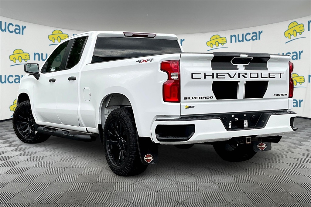 2022 Chevrolet Silverado 1500 LTD Custom - Photo 4