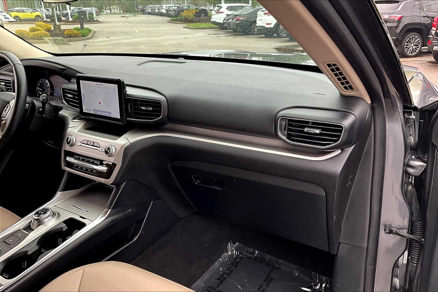 2021 Ford Explorer XLT - Photo 13