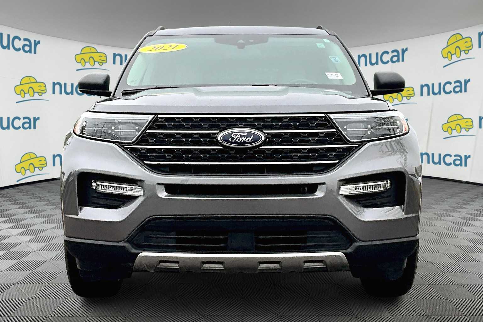 2021 Ford Explorer XLT - Photo 2