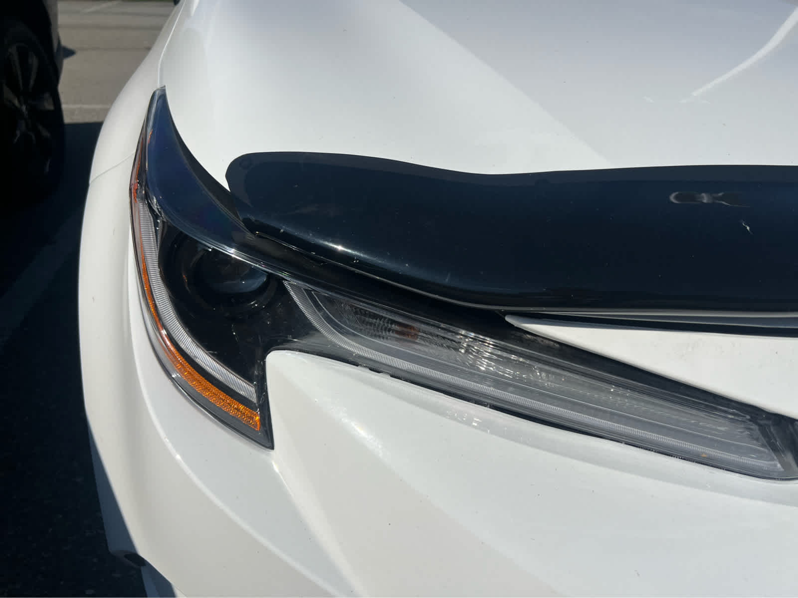 2024 Toyota Corolla LE - Photo 2