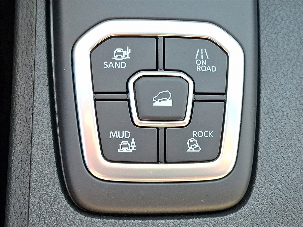 2026 Nissan Frontier PRO-4X - Photo 16