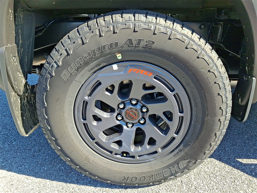 2026 Nissan Frontier PRO-4X - Photo 5