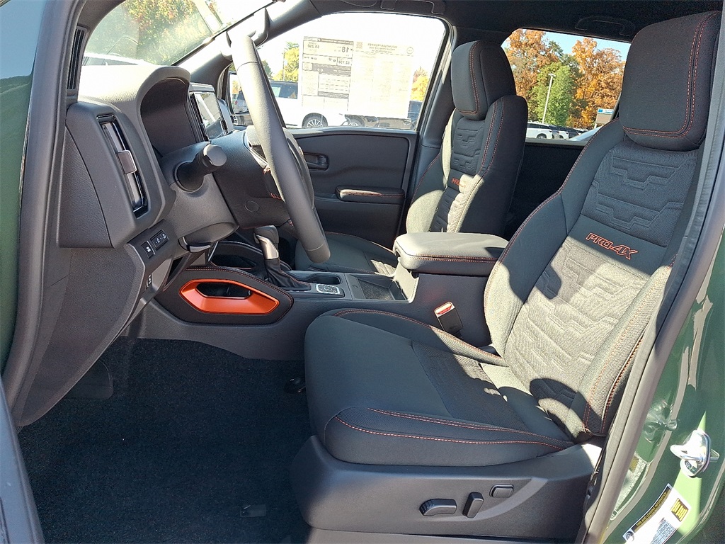 2026 Nissan Frontier PRO-4X - Photo 9