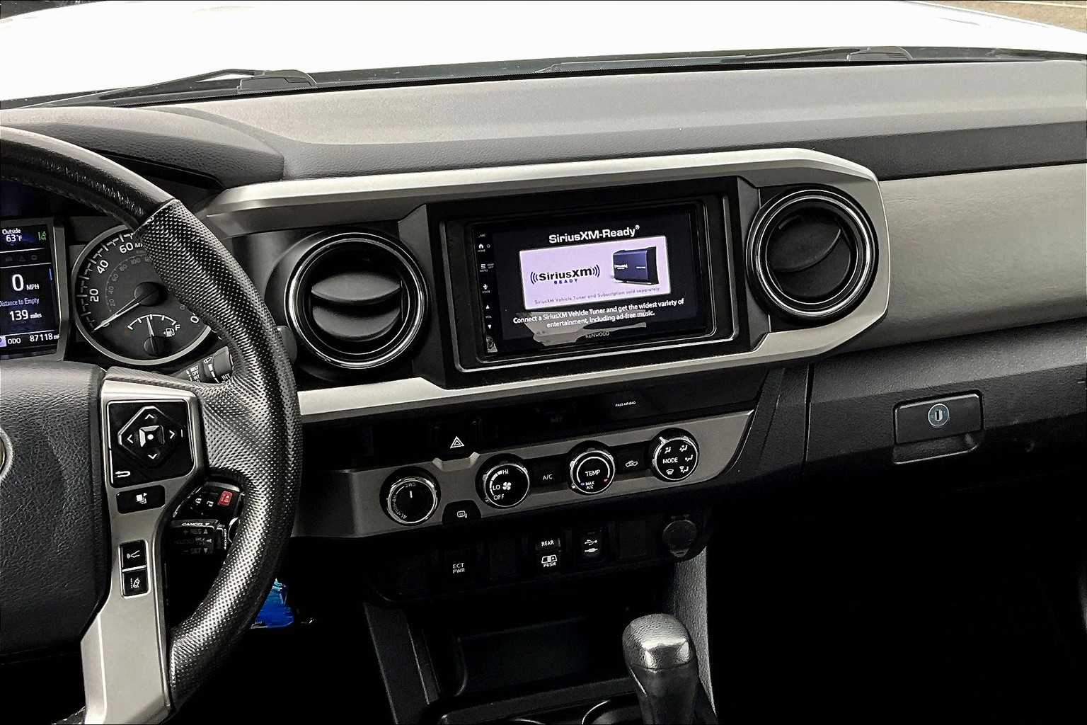 2018 Toyota Tacoma SR5 - Photo 18