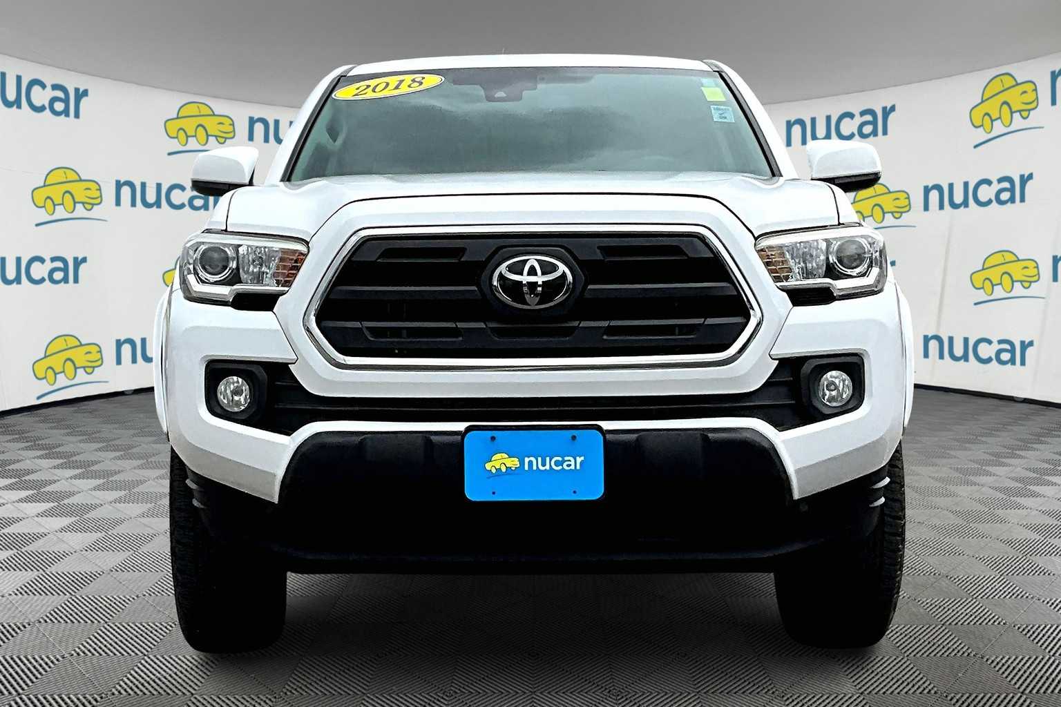2018 Toyota Tacoma SR5 - Photo 2