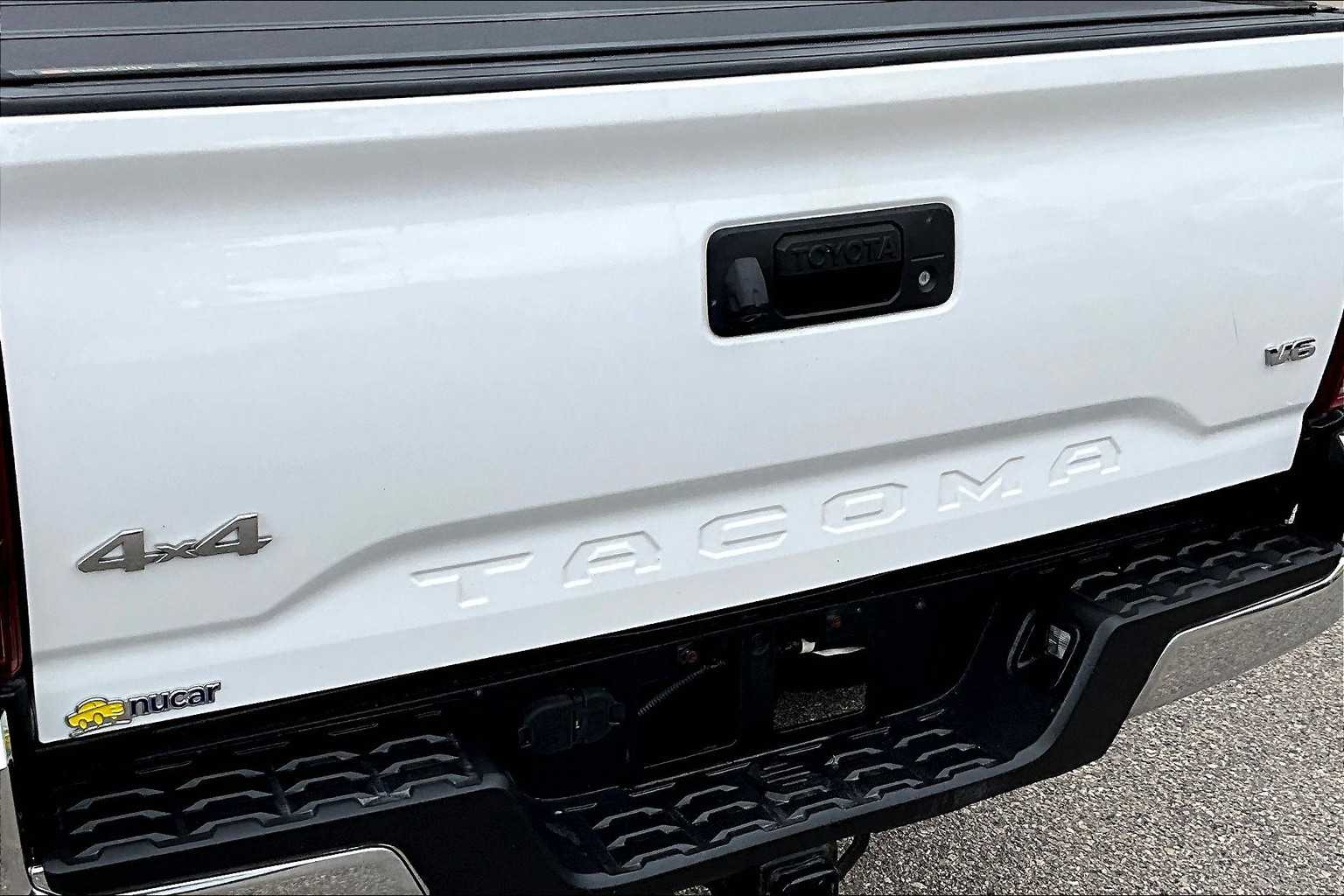 2018 Toyota Tacoma SR5 - Photo 26