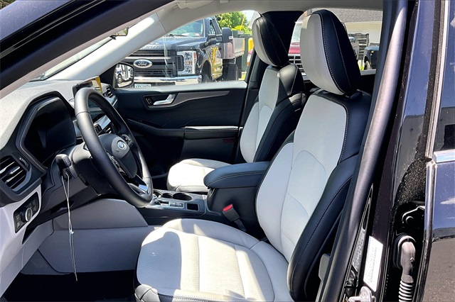 2025 Ford Escape Plug-In Hybrid Base - Photo 10